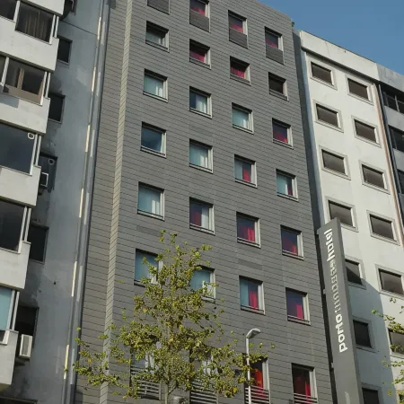Porto Trindade Hotel Отели рядом с достопримечательностью «Станция метро Trindade»