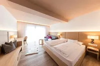 B&B Boutiquehotel Clara Hotel in zona Cron4 Hallenbad & Sauna Bruneck