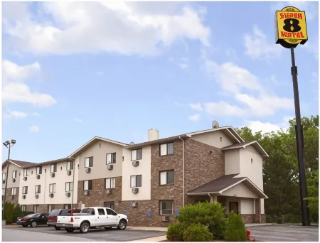 Super 8 by Wyndham Taylor/Detroit Area