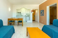 Janelas do Mar Apartamentos Turisticos Hotels near Albufeira - Ferreiras Railway Station