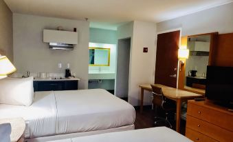 Studio 6 Savannah, GA - Gateway & I-95