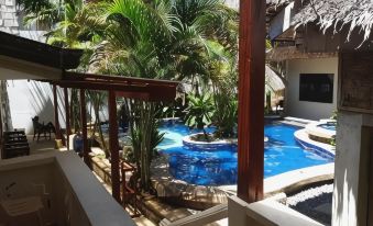 Birdwatchers Beachfront Hotel Panglao