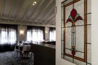 Burke & Wills Motor Inn - فطور