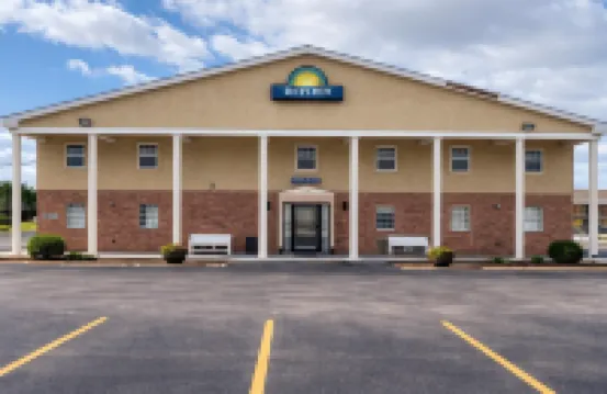 Days Inn by Wyndham Amherst
