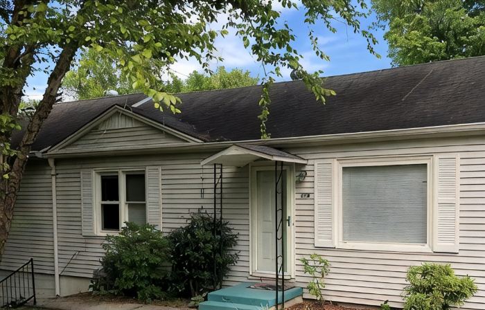 Sparta House on the Calfkiller River