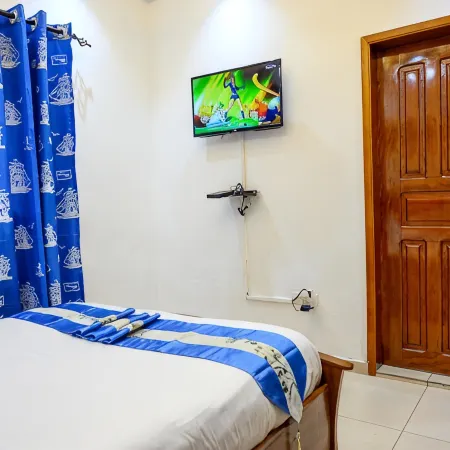Chambre Junior - RESIDENCE BAHO - Douala Makepe BM