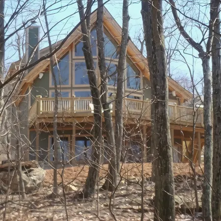 Wintergreen Retreat - bespoke luxury post & beam home on Devils Knob loop
