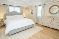 All-New Coastal Luxury Near CBI & Beaches, Dog-Friendly