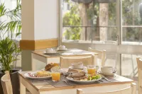Dorisol Buganvília Studio Hotel - breakfast
