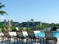 Waterfront condo with easy water access to world class fishing and sightseeing. Hotels in Bokeelia