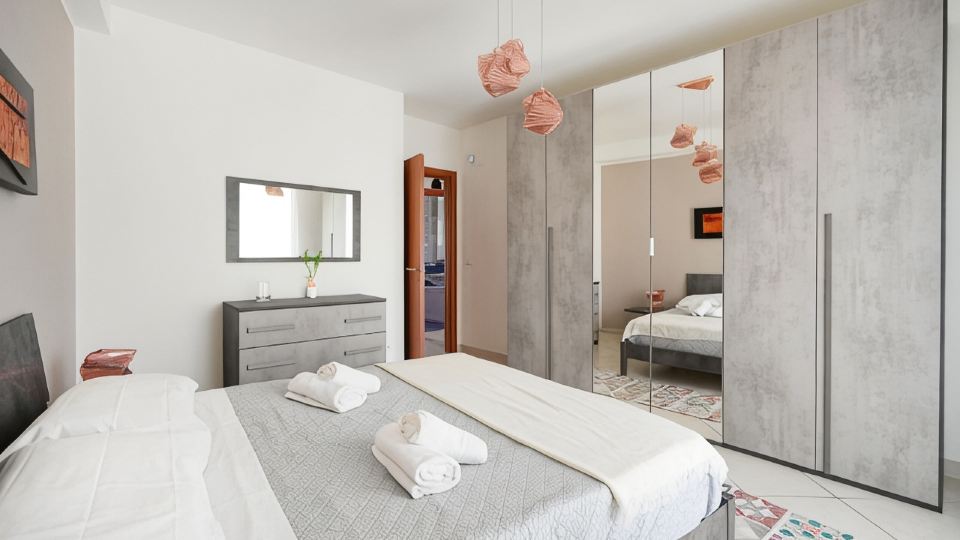 Mistral Suite Apartment - free private car park