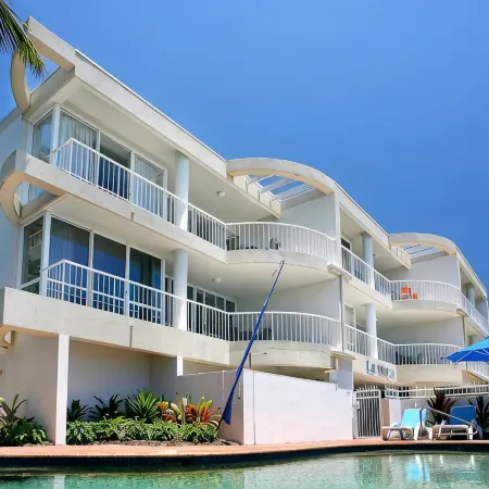 La Mer Sunshine Beachfront