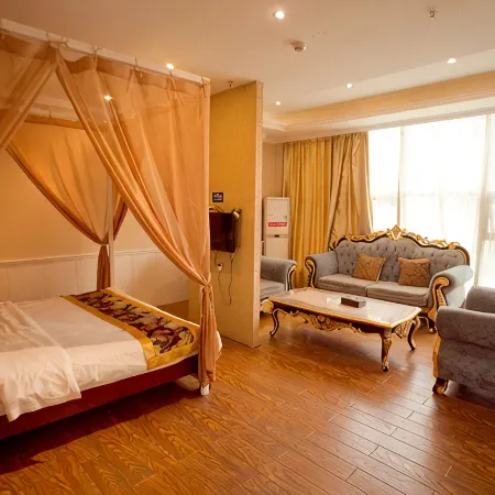 Xingshan Luoma Holiday Hotel