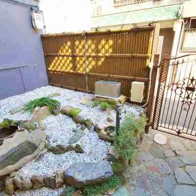 8 minutes from Namba and 40 minutes from Kansai Airport Hotel Exterior