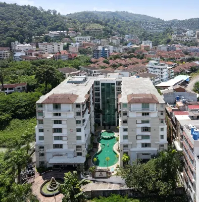 iCheck inn Residences Patong - gimnasio