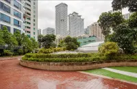 Stunning Suite 10 Steps from Eastwood Mall - balcony