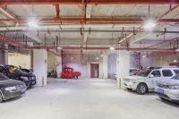 Jurassic Hotel - parking