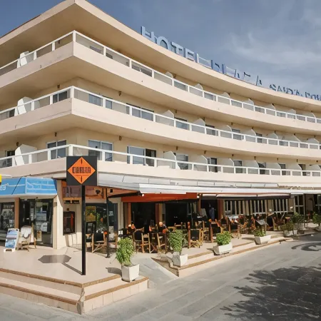 Plaza Santa Ponsa Boutique - Adults Only.