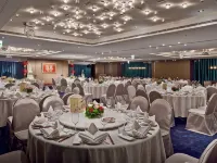 Chateau de Chine Kaohsiung Hotels near Siziwan