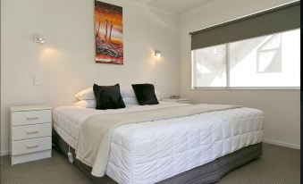 Le Chalet Suisse Motel Taupo