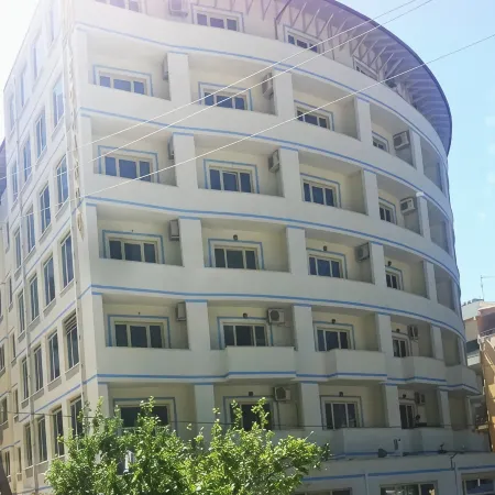 Hotel Leonardo