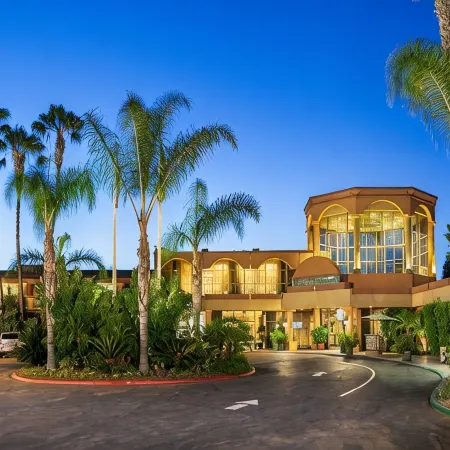 Handlery Hotel San Diego Отели рядом с достопримечательностью «Стадион SDCCU»