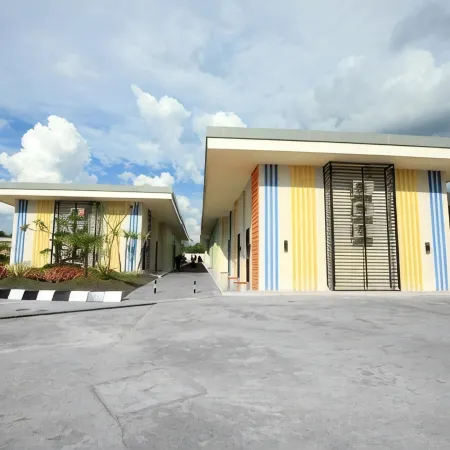 Golden Harvest Hotel