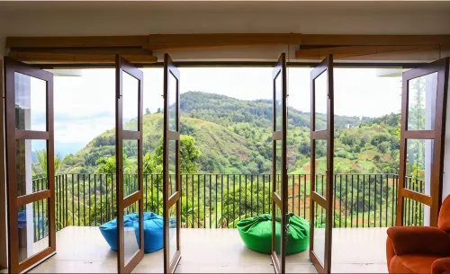 Hillcrest Ella - Bed and Breakfasts