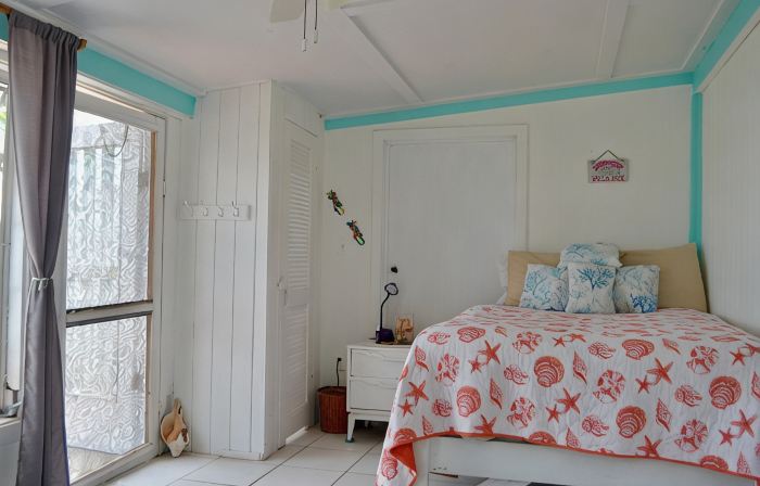 Bea's Beach Cottage Casuarina Point Abaco
