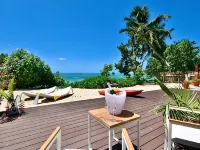 Bacova Sur Mer by le Domaine de Bacova Hotels in Au Cap