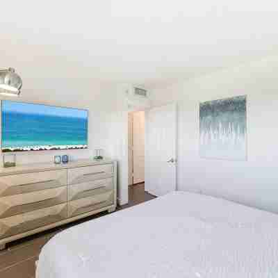 Coastal Escape • Pool • Beach • Boca Raton Rooms