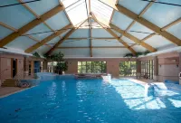 Hotel Minella & Leisure Centre - piscina