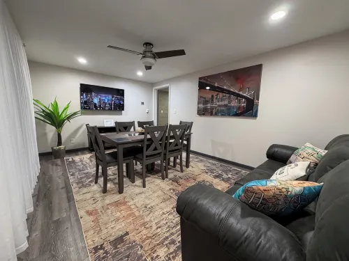 Charming 3 Bedroom 2.5 bathroom finished basement, Huge yard and Charcoal grill - 3-Star