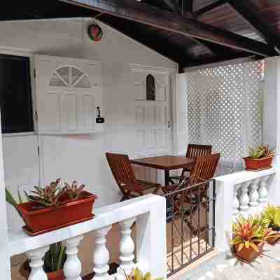 Simple Living: Live Like A Local Others