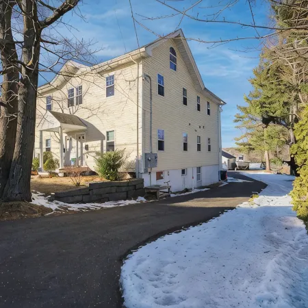 Spacious House on Sunset Lake 4 Br, 2 BA Unit 1 on First Level