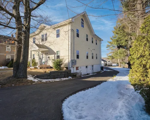 Fifa World Cup Spacious Lake House 4 Br, 2 BA U1 Hotels in Braintree
