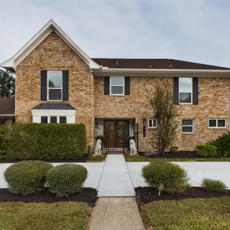 Buckle & Boots BNB - 20 minutes to downtown + pool