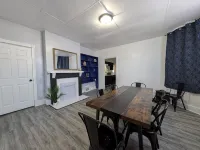Spacious 6-bedroom house in Evansville