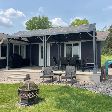 Willow Cove Cottage - A Serene 5-Bedroom House on Pleasant Lake in Annandale, MN Отели в г. Райт