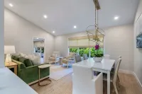 Ocean Oasis - 3-bedroom townhome in welcoming Vero Beach
