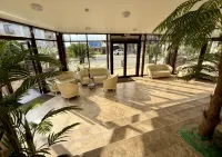 Palm Resort Hotel