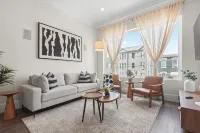 NEW! 3BR/2.5 Bath/15min-NYC /5min-PATH Train, Yard, Gameroom, Parking- SLEEPS 12