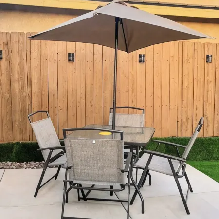 New Charming 2-bedroom Casita in nice El Centro with WiFi, AC
