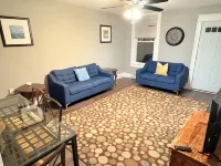 Spacious Charles Village unit - Bungalows