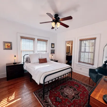 Charming 3-bedroom house near Downtown Tulsa off of Route 66