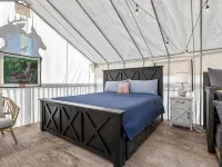 Furnished Glamping Tent/King Bed/Access to the Red River - Dancing Deer - #6 Hotels in Powell County