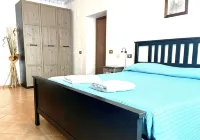 Prestigious Self Catering Holiday Villa For Rent in Barga, Lucca, Firenze,