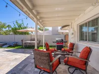 Upscale Family Gem ~ Scenic Pool ~ Game Room ~ Pkg Hotels in Litchfield Park