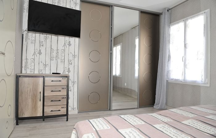 Charming furnished with jacuzzi