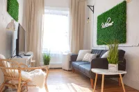 Beautiful Apt ONE STOP from Manhattan